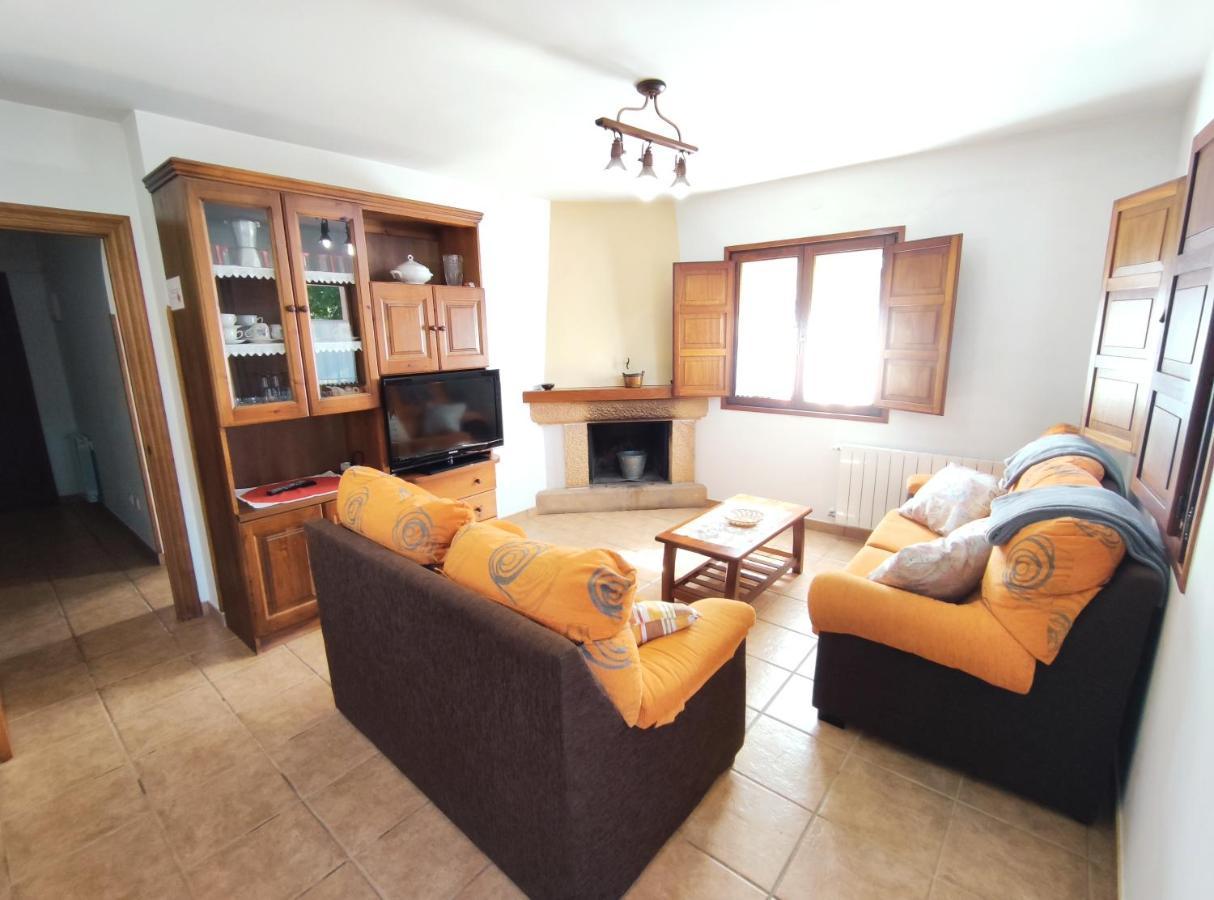 Villa La Huertona Pesaguero-La Parte Exterior foto